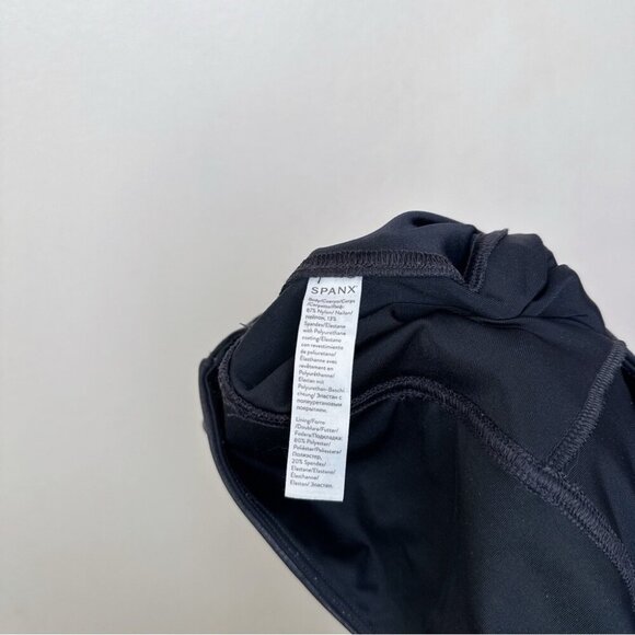 Spanx Womens Small Faux Leather High Rise Shapewear Legging In Black - Picture 10 of 14